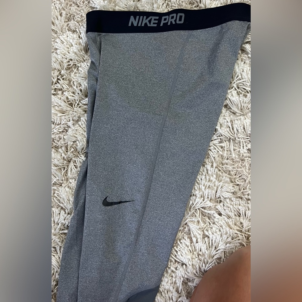 Nike Capri Activewear Leggings